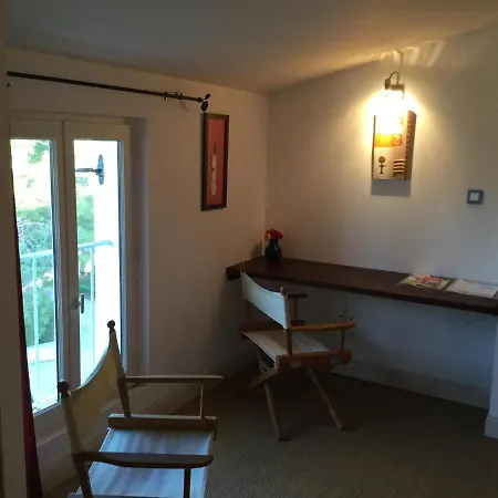 Le Clos D'andre Bed and Breakfast